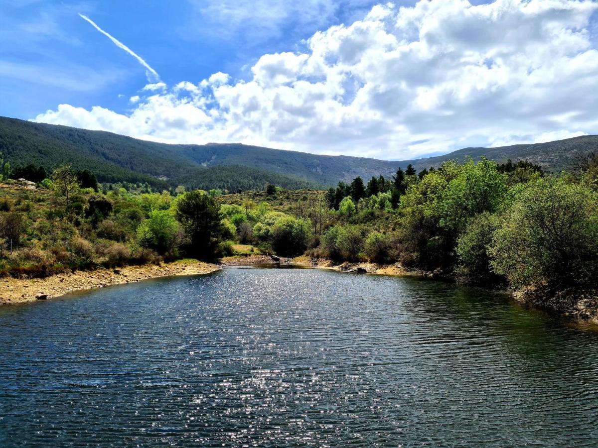 Acogedora Y Romantica Casita En La Sierra Garganta De Los Montes エクステリア 写真